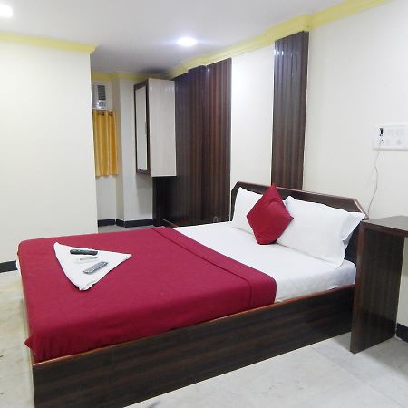 Hotel Seaview Мумбай Екстериор снимка